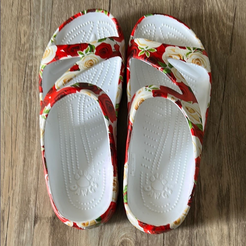 Dawgs Red and Light Yellow Rose Pattern Sandals with Floral Design